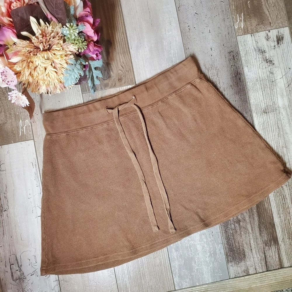 Brandy Melville 100% Cotton Brown Waffle Knit Women's Skirt Size Medium EUC